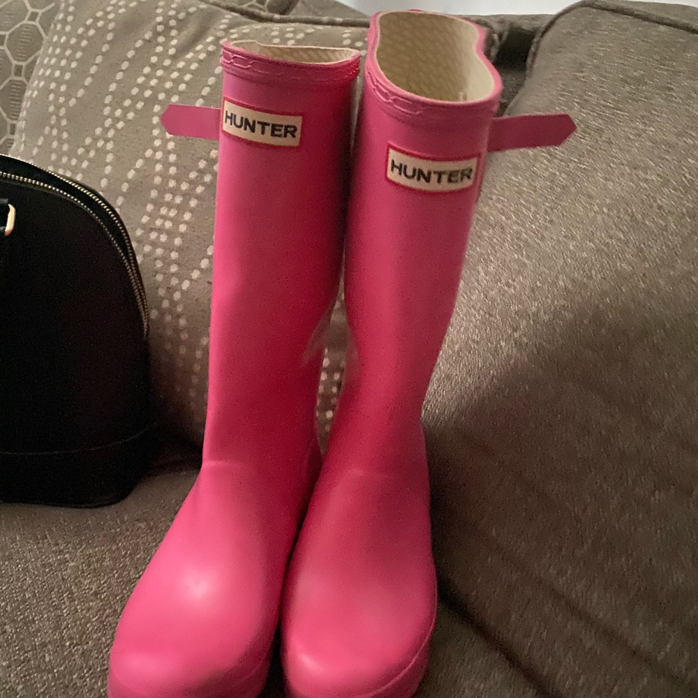 Hunter pink boots